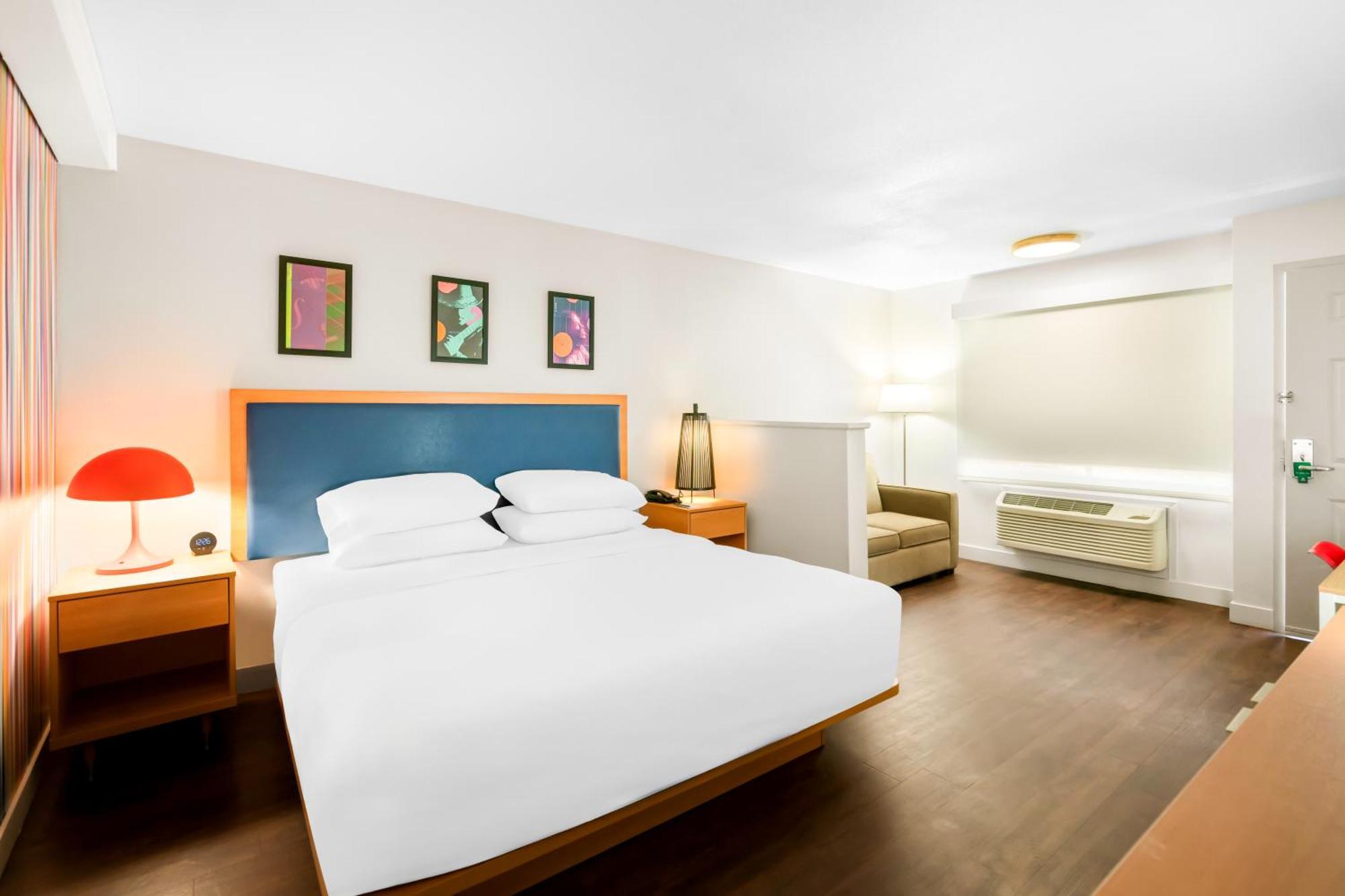 Signature Inn Indio I-10 Room photo